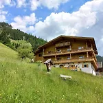 Stoffenhof Apartment Zell am See
