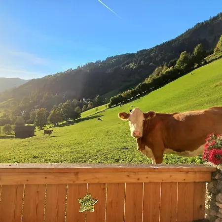 Stoffenhof Apartament *